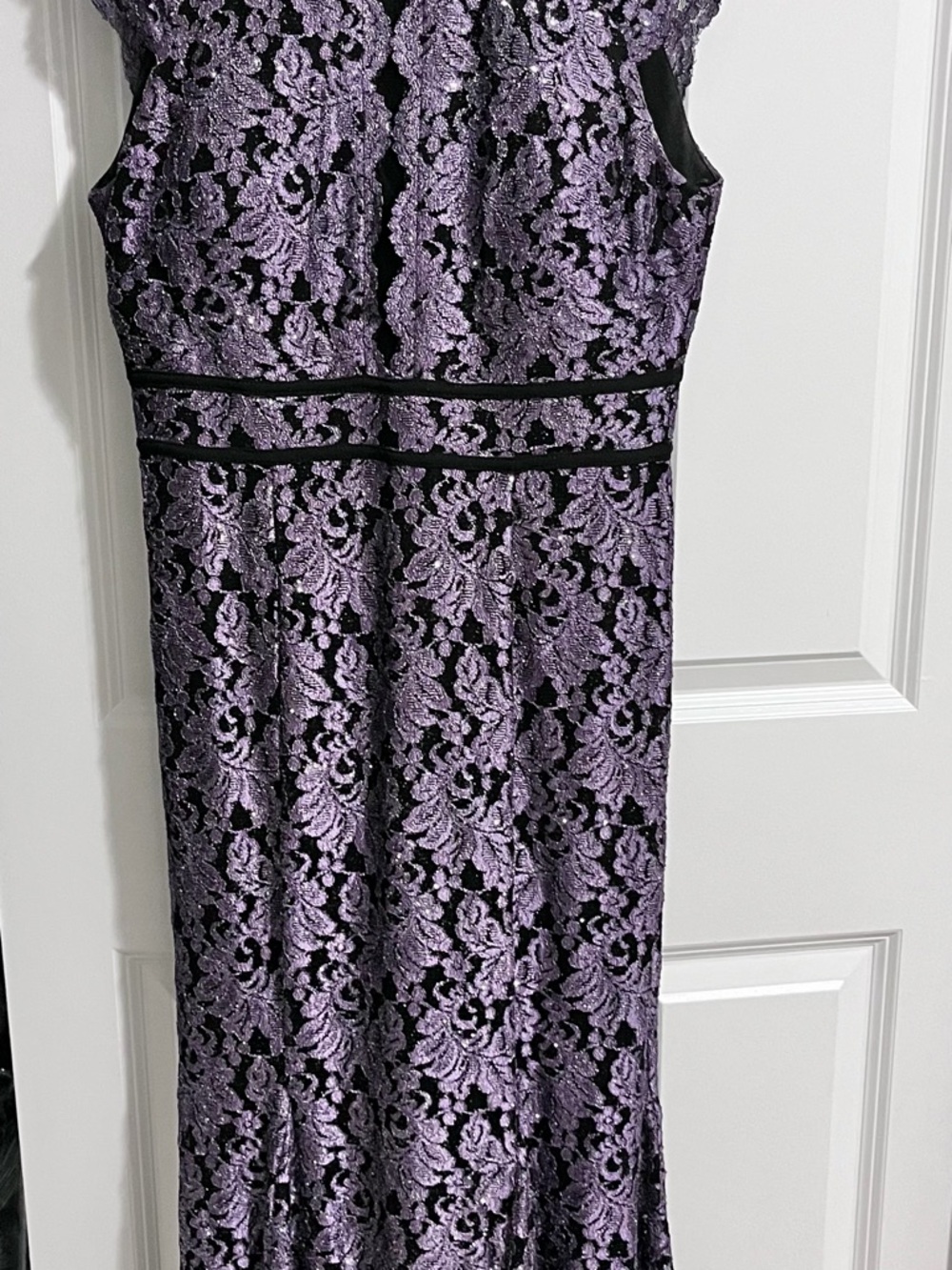 Elegant Purple Lace Sleeveless Dress